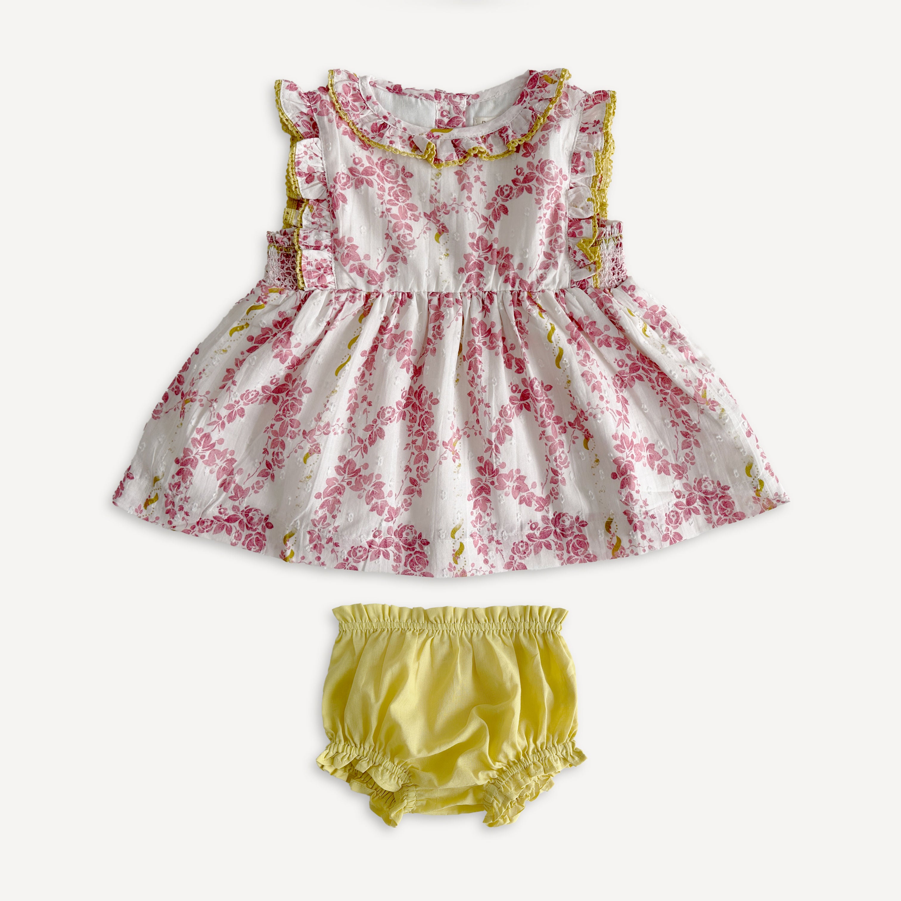 lali kids セットアップ　4y Lali Kids
