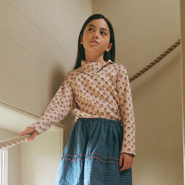 SNAP TURTLENECK, TEXTURED FLORAL