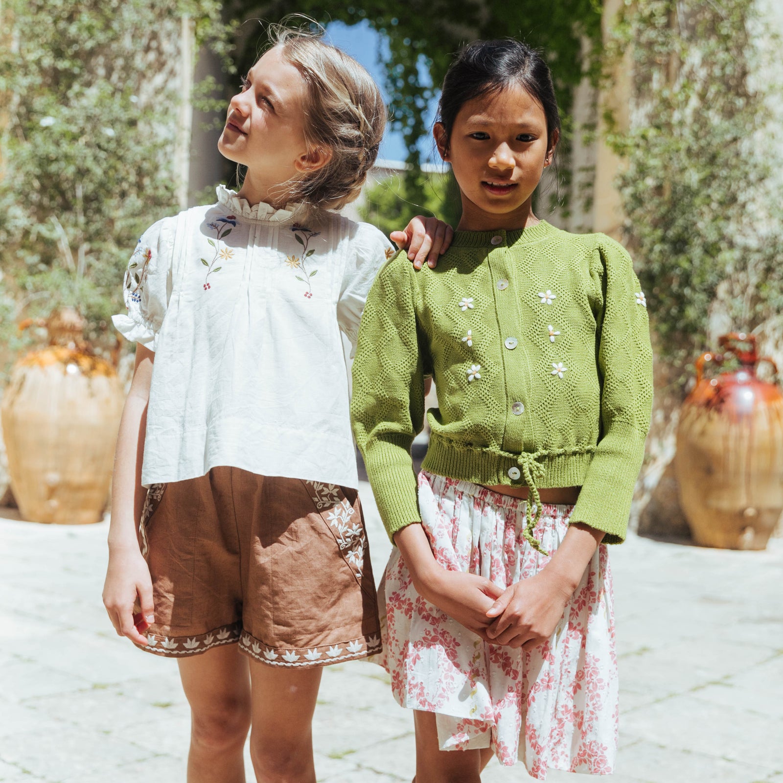 Kalinka kids Camellia Skirt 4y forest TWIRLY SKIRT, CLIMBING ROSES 