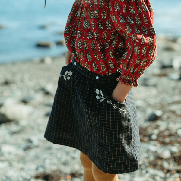 EMBROIDERED SKIRT, NAVY YARN DYE