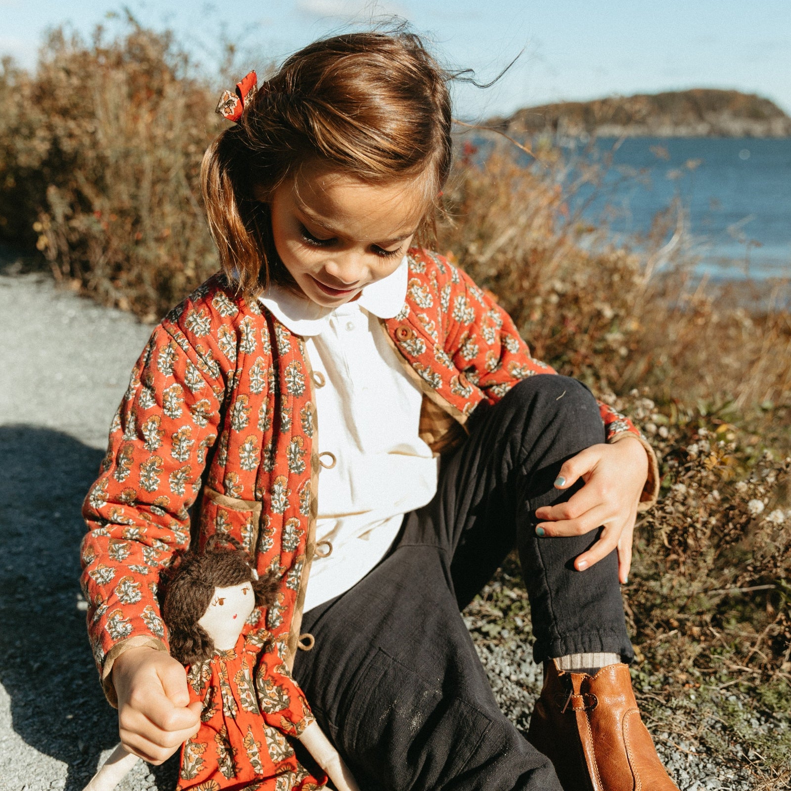 OAK PANTS, NAVY – Lali
